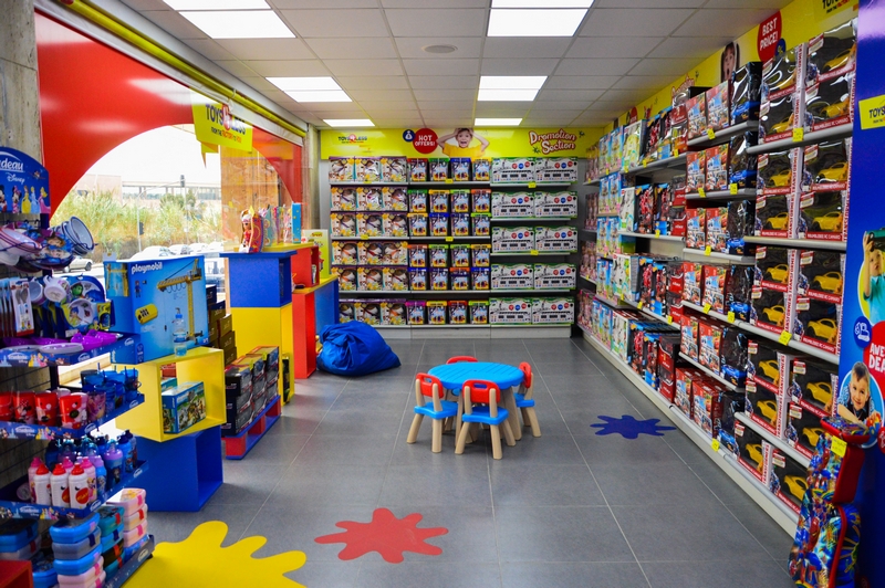 Toys4Less Hazmieh Opening